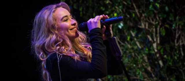 Kepribadian Astrologi Sabrina Carpenter